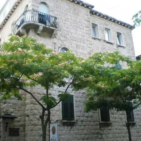 Otel Bozinovic 3*